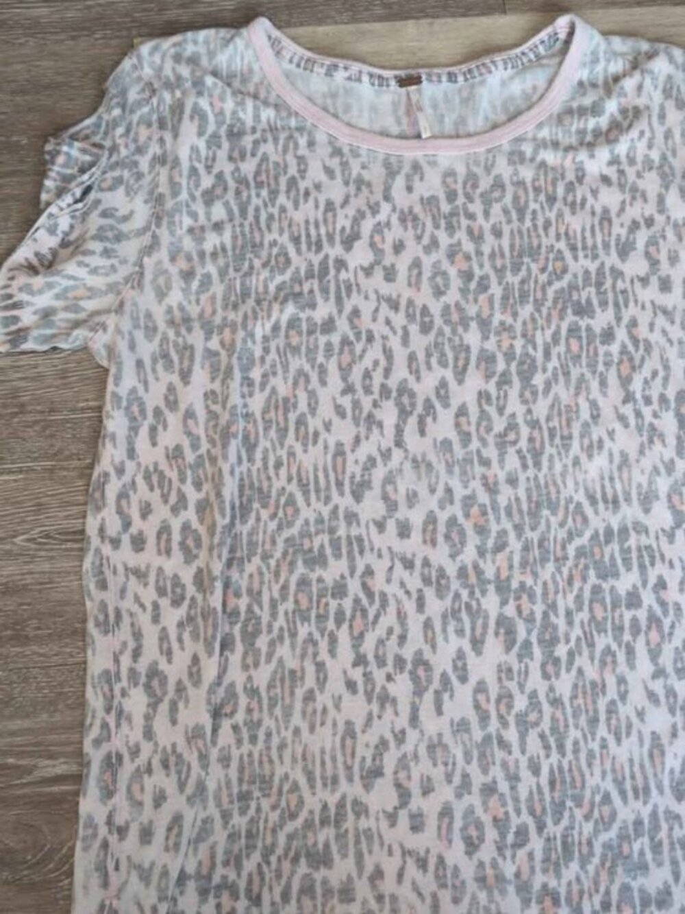 Free People Leopard Print Short Sleeve T-Shirt Size S